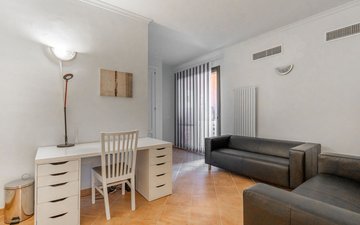 Property slide 22