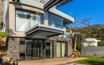 Property slide 41