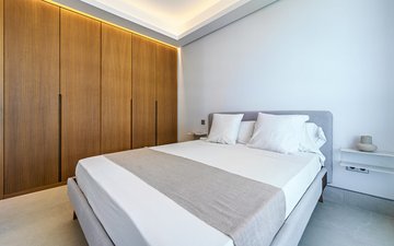 Property slide 21