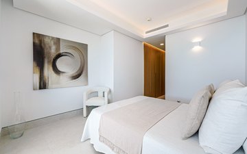 Property slide 22