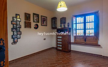 Property slide 23