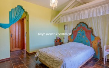 Property slide 25