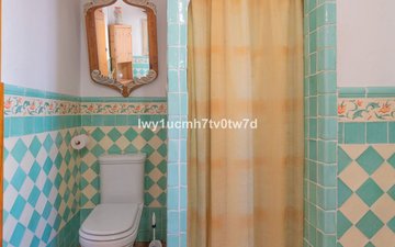 Property slide 32