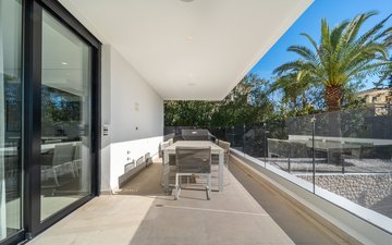 Property slide 40