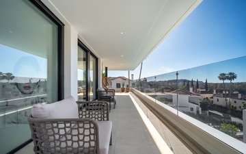 Property slide 43