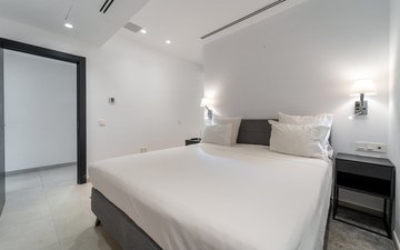 Property slide 60