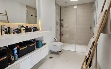 Property slide 23
