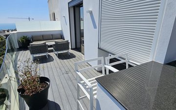 Property slide 32