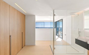Property slide 31