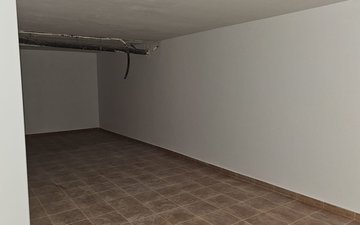 Property slide 28