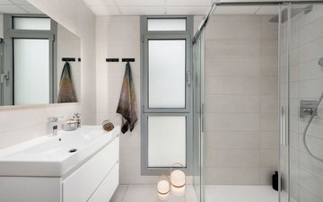 Property slide 20