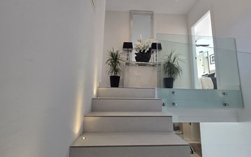 Property slide 10