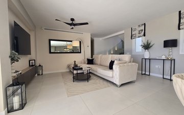 Property slide 44