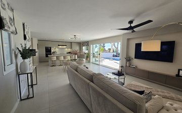 Property slide 46
