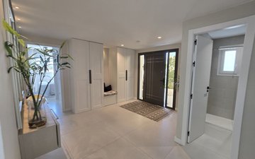 Property slide 52