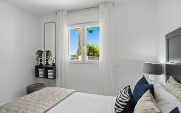 Property slide 92