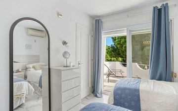 Property slide 17