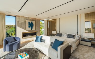 Property slide 17