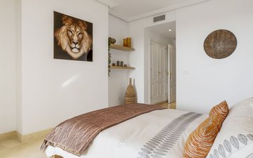 Property slide 18
