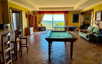 Property slide 25