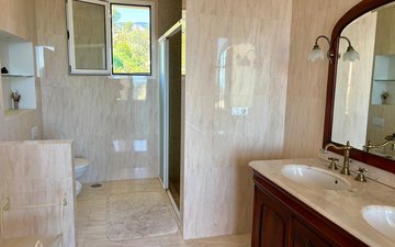 Property slide 30