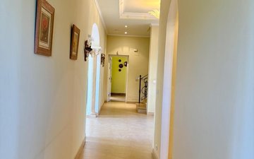 Property slide 39