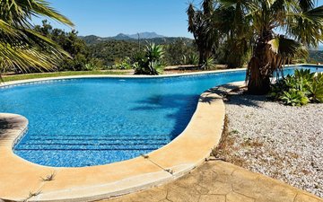 Property slide 41