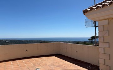 Property slide 42