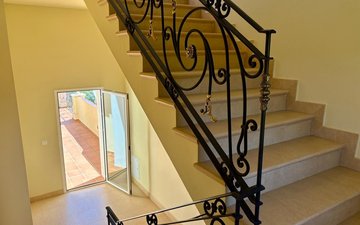 Property slide 44