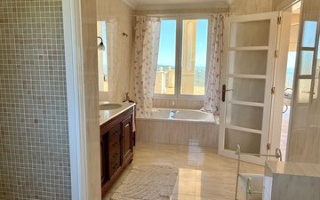 Property slide 66