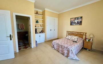 Property slide 78