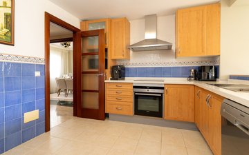 Property slide 25