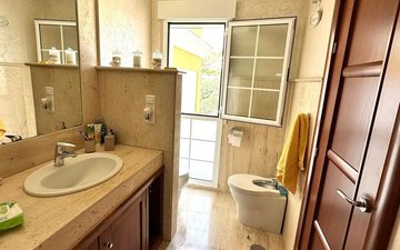 Property slide 39
