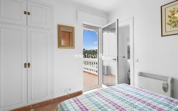 Property slide 29