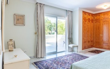 Property slide 29
