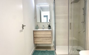 Property slide 22