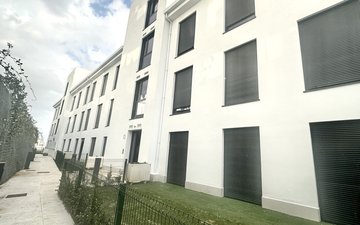 Property slide 38