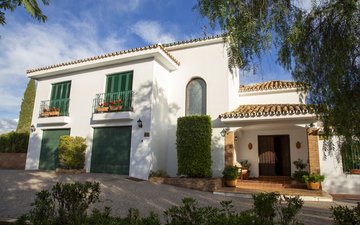 Property slide 107