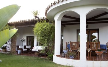 Property slide 118