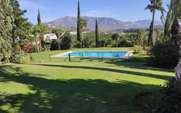 Property slide 127