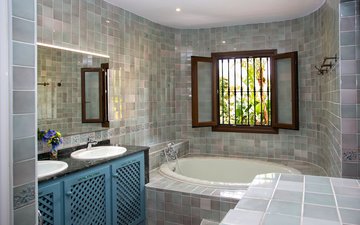 Property slide 67
