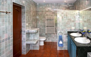Property slide 70