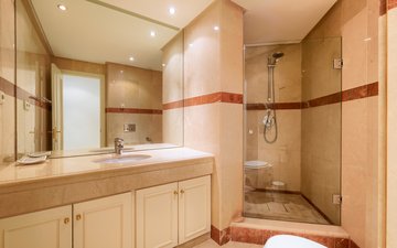 Property slide 18