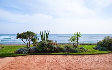 Property slide 35