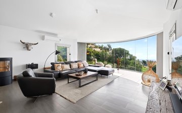 Property slide 18
