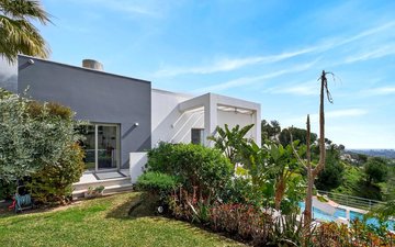 Property slide 26
