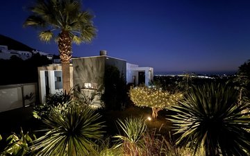 Property slide 42