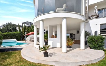 Property slide 6