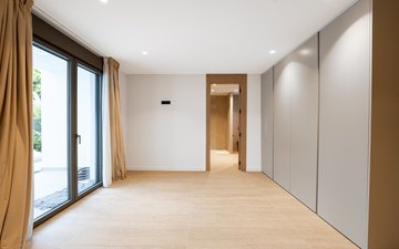 Property slide 19