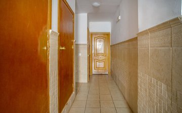 Property slide 44